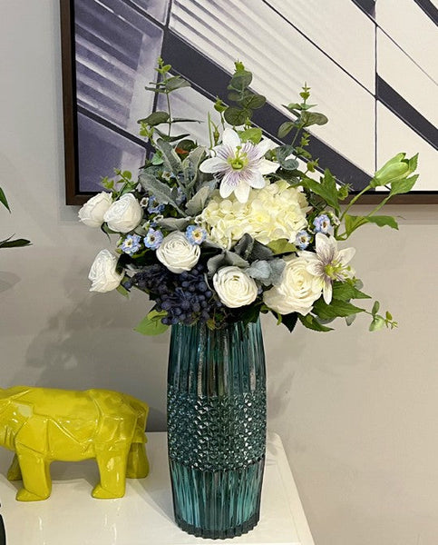 Unique Flowers Arrangement Interior Design, Beautiful Modern Artificial Floral Arrangement for Bedroom, Faux Silk Floral Bouquet Table Centerpiece-artworkcanvas