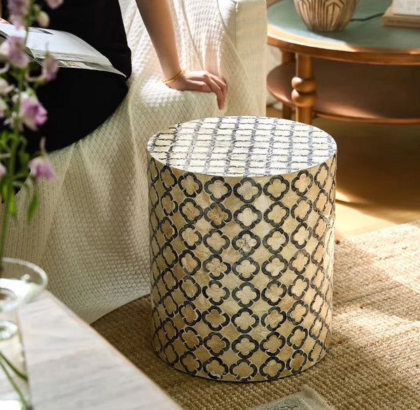 Contemporary Bedside Table, Bedside Small Side Table, Creative Coffee Table, Contemporary Side Table, Modern Side Table, Small End Table, Portable Casual Side Table, Shell Small Sofa Side Table-artworkcanvas