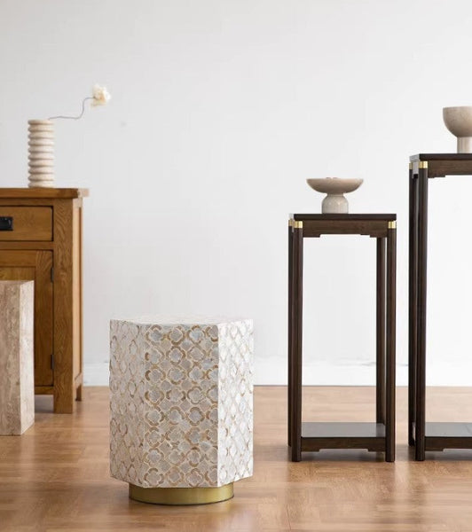 Portable Casual Side Table, Creative Coffee Table, Contemporary Small Sofa Side Table, Shell Small Side Table, Unique Small End Table-artworkcanvas