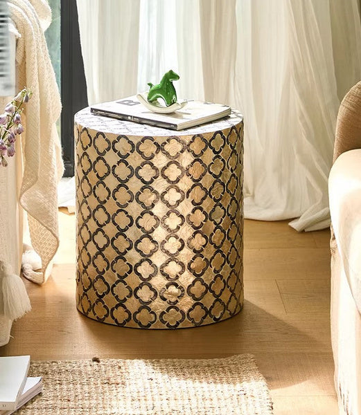Modern Side Table, Small End Table, Portable Casual Side Table, Shell Small Sofa Side Table, Contemporary Bedside Table, Bedside Small Side Table, Creative Coffee Table, Contemporary Side Table-artworkcanvas