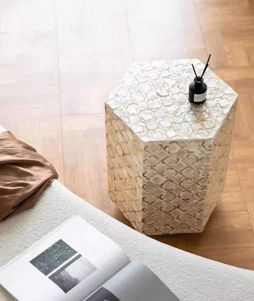 Portable Casual Side Table, Creative Coffee Table, Contemporary Small Sofa Side Table, Shell Small Side Table, Unique Small End Table-artworkcanvas
