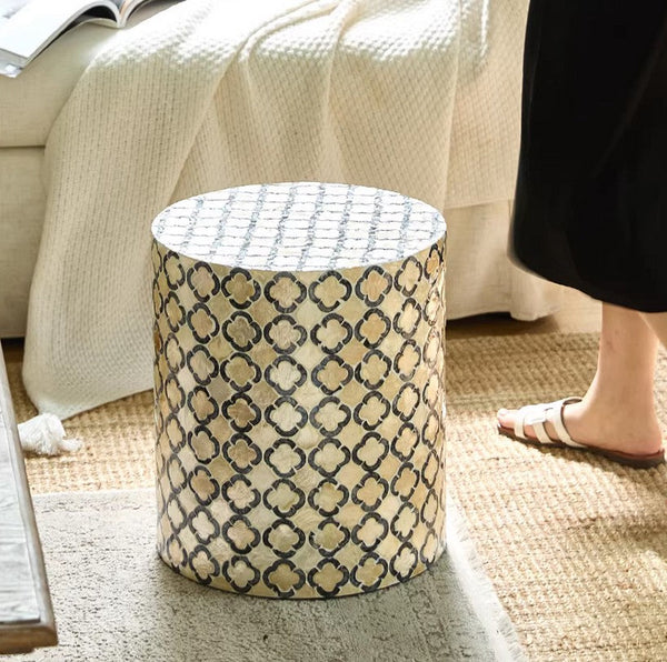 Modern Side Table, Small End Table, Portable Casual Side Table, Shell Small Sofa Side Table, Contemporary Bedside Table, Bedside Small Side Table, Creative Coffee Table, Contemporary Side Table-artworkcanvas