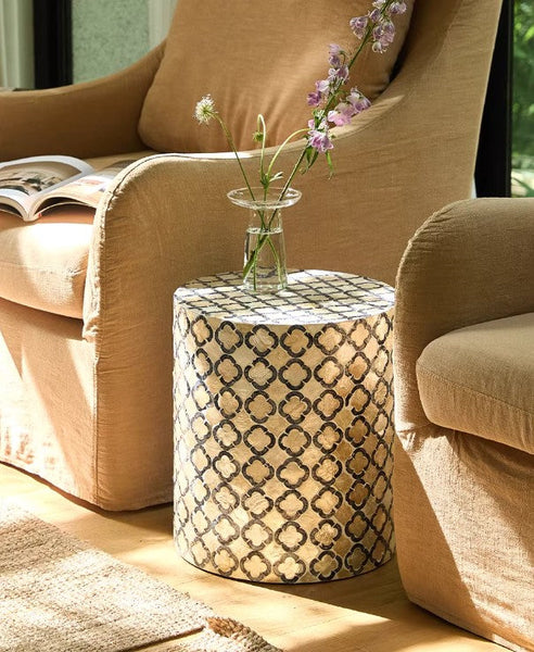 Contemporary Bedside Table, Bedside Small Side Table, Creative Coffee Table, Contemporary Side Table, Modern Side Table, Small End Table, Portable Casual Side Table, Shell Small Sofa Side Table-artworkcanvas