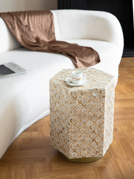 Portable Casual Side Table, Creative Coffee Table, Contemporary Small Sofa Side Table, Shell Small Side Table, Unique Small End Table-artworkcanvas