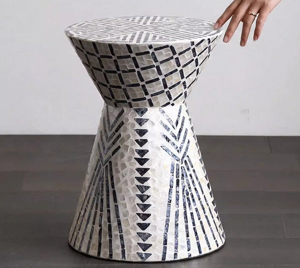 Modern Portable Casual Side Table, Contemporary Round Side Table, Creative Coffee Table, Bedside Small Side Table, Shell Small Sofa Side Table-artworkcanvas