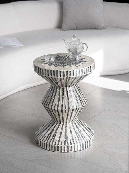 Shell Small Sofa Side Table, Bedside Small Side Table, Portable Casual Side Table, Contemporary Round Side Table, Creative Coffee Table-artworkcanvas
