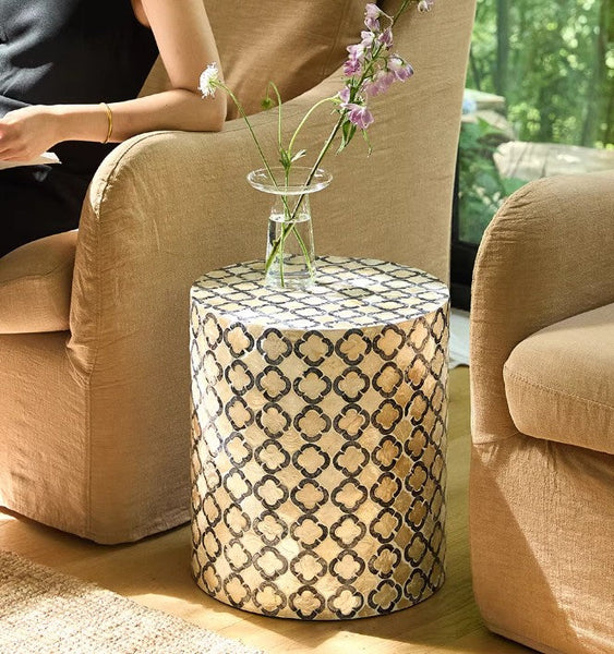 Contemporary Bedside Table, Bedside Small Side Table, Creative Coffee Table, Contemporary Side Table, Modern Side Table, Small End Table, Portable Casual Side Table, Shell Small Sofa Side Table-artworkcanvas
