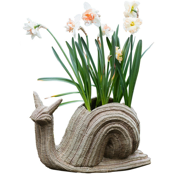 Cute Snail Statues, Garden Animal Statues, Snail Flowerpot for Garden Decoration, Unique Modern Garden Sculptures, Creative Villa Outdoor Gardening Ideas-artworkcanvas