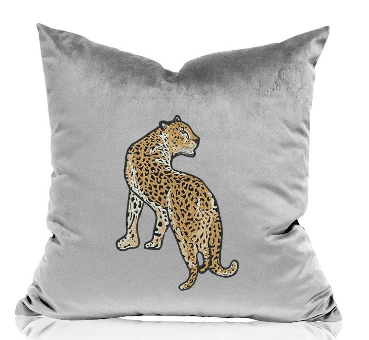 Cheetah Animal Print Decorative Throw Pillow For Sofa Couch Wild Cat Pattern Home Decor