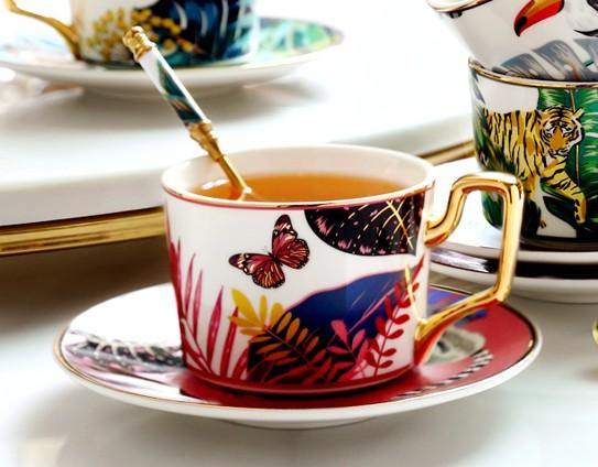 Butterfly Pattern Porcelain Coffee Cups, 7.4 oz Coffee Cups with Gold Trim and Gift Box, Tea Cup and Saucer-artworkcanvas