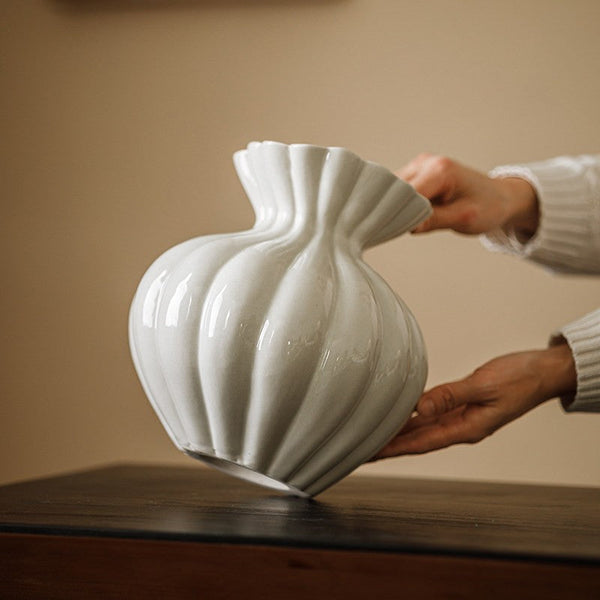 Modern Flower Vase Centerpiece on Table, Handmade Water Holding Flower Vases, Porcelain Flower Vases, Ceramic Bouquet Vases-artworkcanvas