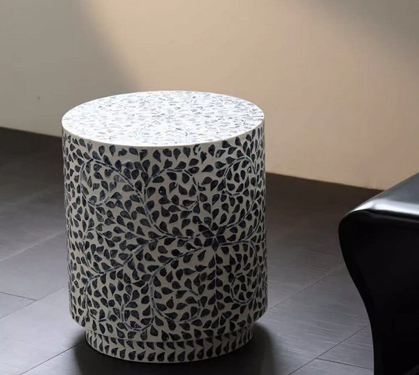 Portable Casual Side Table, Contemporary Round Side Table, Creative Coffee Table, Bedside Small Side Table, Shell Small Sofa Side Table, Contemporary Side Table-artworkcanvas