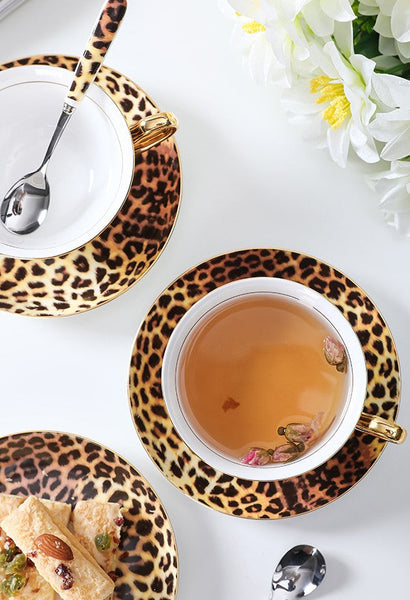 Creative Porcelain Tea Cup Saucer Set, Modern Ceramic Cups, 7.8 oz Ceramic Coffee Cups, Unique Tea Cup and Saucer in Gift Box-artworkcanvas