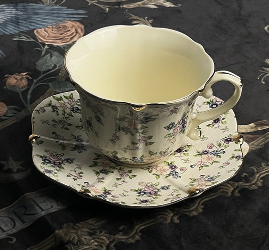 British Traditional Afternoon Tea Cup and Saucer in Gift Box, 7.8 oz Porcelain Tea Cup Saucer Set, Unique Tea Cup and Saucers, Royal Ceramic Cups, Elegant Vintage Ceramic Coffee Cups-artworkcanvas