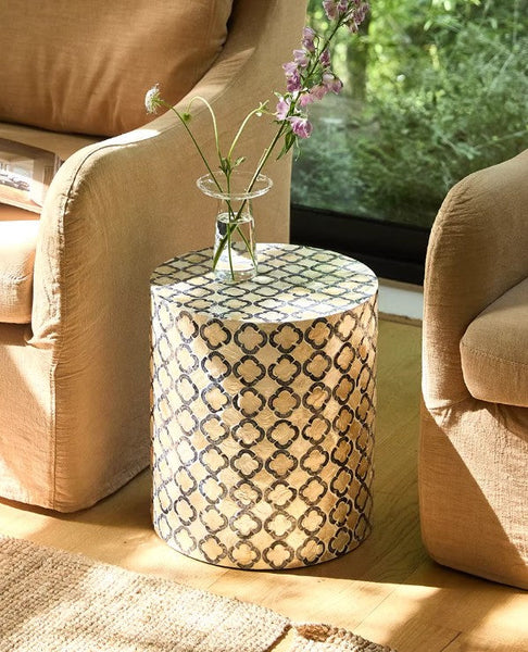 Contemporary Bedside Table, Bedside Small Side Table, Creative Coffee Table, Contemporary Side Table, Modern Side Table, Small End Table, Portable Casual Side Table, Shell Small Sofa Side Table-artworkcanvas