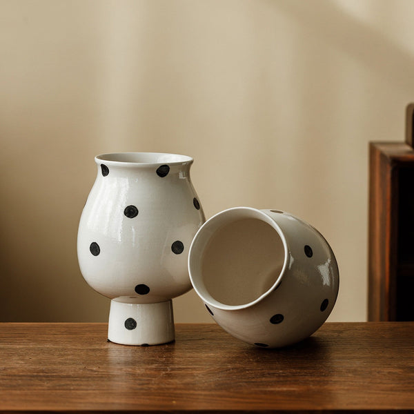 Small Flower Vases on Table, Handmade Water Holding Flower Vase, Ceramic Bud Vases, Modern Porcelain Flower Vases-artworkcanvas