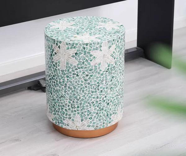 Contemporary Round Side Table, Portable Casual Side Table, Shell Small Sofa Side Table, Unique Small End Table, Creative Coffee Table-artworkcanvas