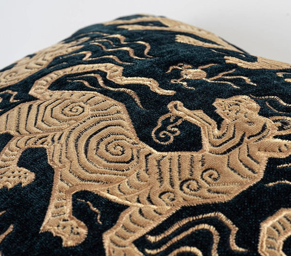 Embroidery Tiger Pattern Pillows for Couch, Contemporary Modern Sofa Pillows, Decorative Throw Pillows for Bedroom, Large Modern Sofa Pillow for Living Room-artworkcanvas