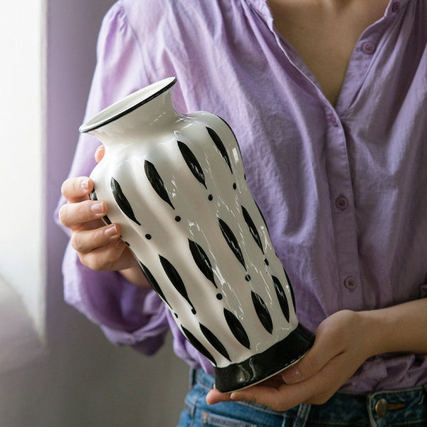 Modern Flower Vases on Table, Porcelain Flower Vases, Water Holding Flower Vases, Handmade Bouquet Ceramic Vases-artworkcanvas