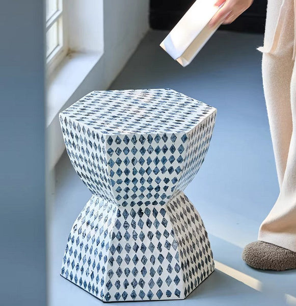 Contemporary Bedside Table, Small End Table, Modern Side Table, Bedside Small Side Table, Shell Small Sofa Side Table, Portable Casual Side Table, Creative Coffee Table, Contemporary Side Table-artworkcanvas