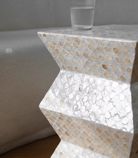 Unique Small End Table, Contemporary Bedside Table, Portable Casual Side Table, Shell Small Sofa Side Table, Creative Coffee Table-artworkcanvas