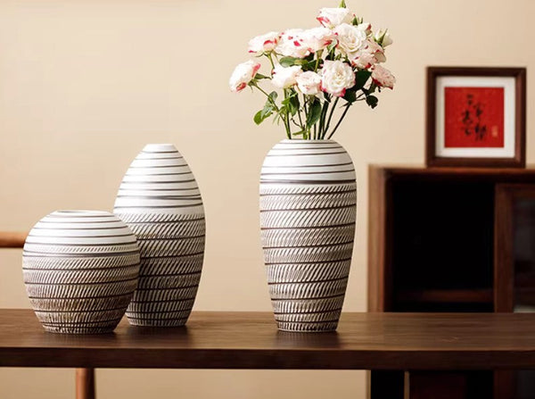 Modern Bouquet Flower Vases, Centerpiece on Dining Table, Large Flower Vase on Table, Handmade Pottery Flower Vases Urn, Water Holding Flower Vases-artworkcanvas