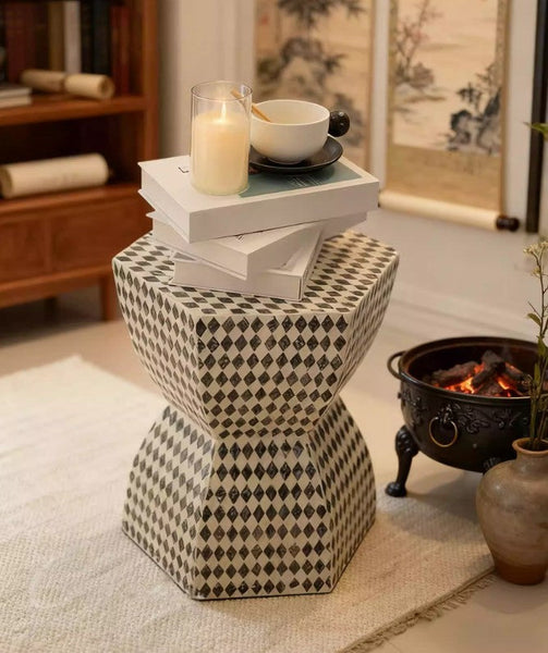 Modern Side Table, Bedside Small Side Table, Contemporary Bedside Table, Small End Table, Shell Small Sofa Side Table, Portable Casual Side Table, Creative Coffee Table, Contemporary Side Table-artworkcanvas