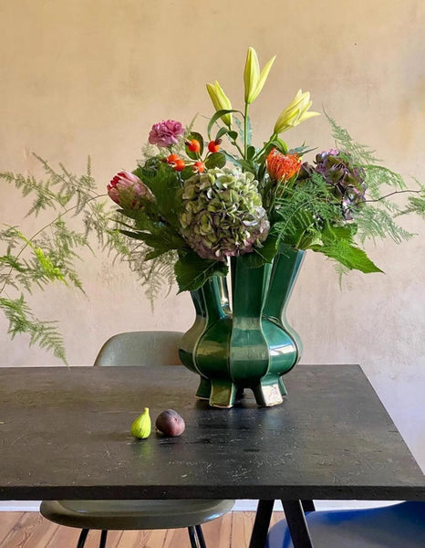 Unique Handmade Modern Flower Vase, Centerpiece Ceramic Bouquet Vases, Contemporary Vases on Dining Table, Green Porcelain Vases for Modern Home Decor-artworkcanvas