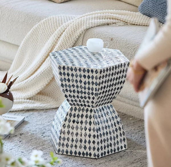 Contemporary Bedside Table, Small End Table, Modern Side Table, Bedside Small Side Table, Shell Small Sofa Side Table, Portable Casual Side Table, Creative Coffee Table, Contemporary Side Table-artworkcanvas