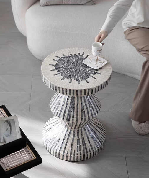 Shell Small Sofa Side Table, Bedside Small Side Table, Portable Casual Side Table, Contemporary Round Side Table, Creative Coffee Table-artworkcanvas