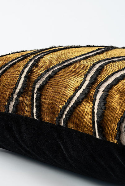 Golden Contemporary Pillows, Abstract Decorative Throw Pillows, Square Modern Throw Pillows for Couch, Large Simple Throw Pillow for Interior Design-artworkcanvas