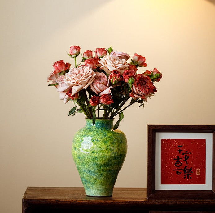 Centerpiece On Dining Table Modern Pottery Flower Vases