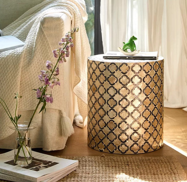 Contemporary Bedside Table, Bedside Small Side Table, Creative Coffee Table, Contemporary Side Table, Modern Side Table, Small End Table, Portable Casual Side Table, Shell Small Sofa Side Table-artworkcanvas