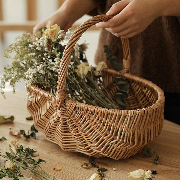 Natural Fruit Basket, Kitchen Storage Baskets, Natural Hand-woven Wicker Storage Basket, Large Picnic Food Basket with Handle, Lovely Willow Weaving Baskets for Vegetable-artworkcanvas