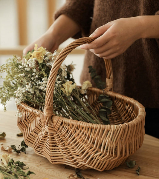 Natural Fruit Basket, Kitchen Storage Baskets, Natural Hand-woven Wicker Storage Basket, Large Picnic Food Basket with Handle, Lovely Willow Weaving Baskets for Vegetable-artworkcanvas