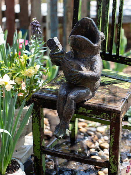 Garden Animal Statues, Unique Modern Garden Sculptures, Frog Flowerpot for Garden Decoration, Beautiful Cute Frog Statues, Creative Villa Outdoor Gardening Ideas-artworkcanvas