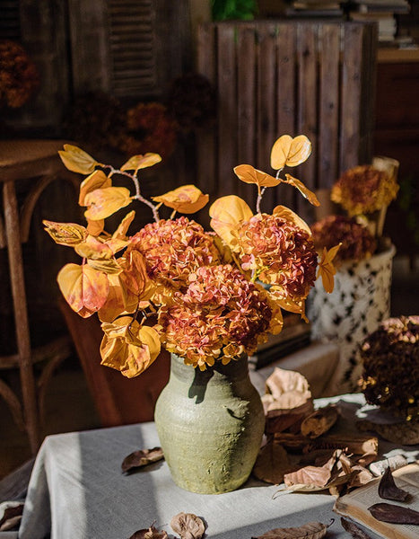 Hydrangea Flowers, Artificial Floral for Bedroom, Flower Arrangement Ideas for Dining Room Table, Simple Modern Floral Arrangement Ideas for Home Decoration-artworkcanvas