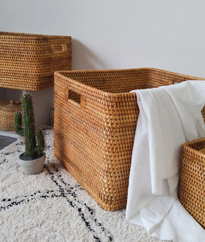 Woven Basket with Handle, Vietnam Traditional Handmade Rattan Wicker  Storage Basket – Silvia Home Craft